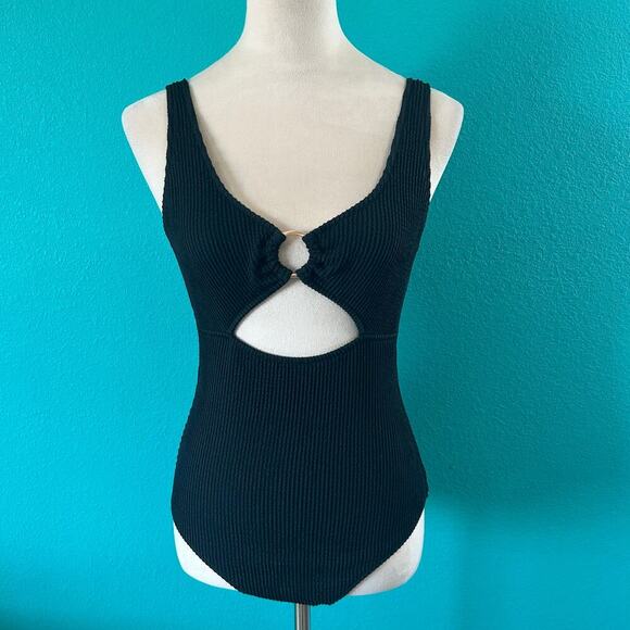 NWT Aerie Crinkle Ring Full Coverage One Piece Swimsuit Black Swim Beach - Picture 2 of 7